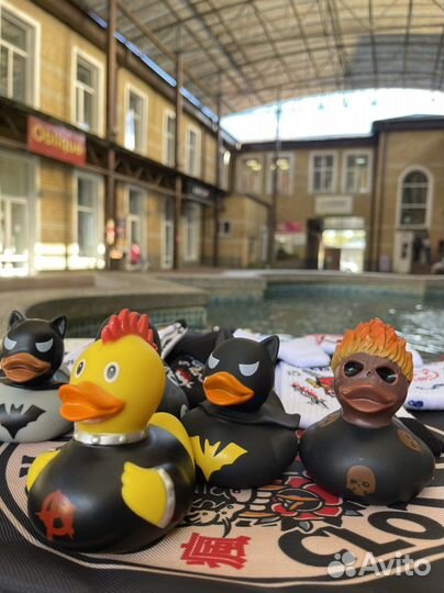 Утка фигурка