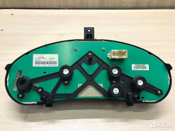 Щиток приборов Peugeot 206