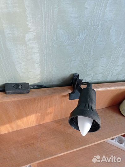 Светильник прикроватный