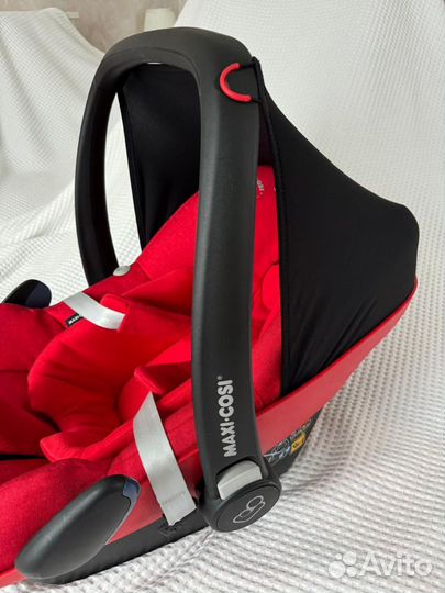 Автокресло Maxi-Cosi Pebble Pro i-Size Nomad Red