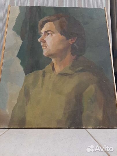 Портрет на холсте