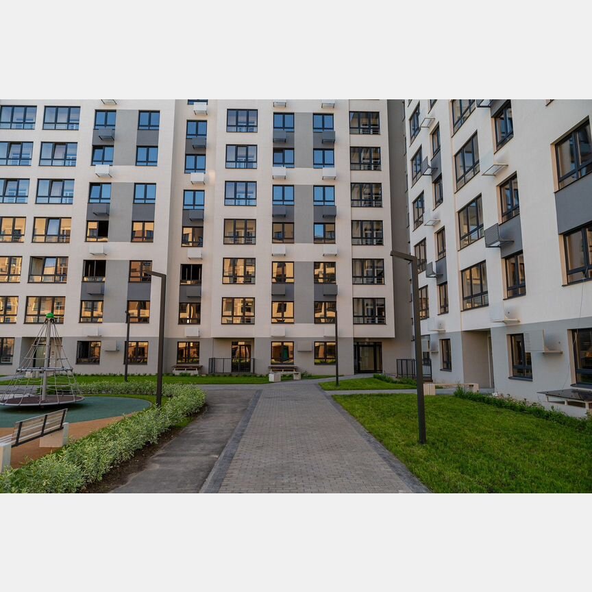 2-к. квартира, 64 м², 9/9 эт.
