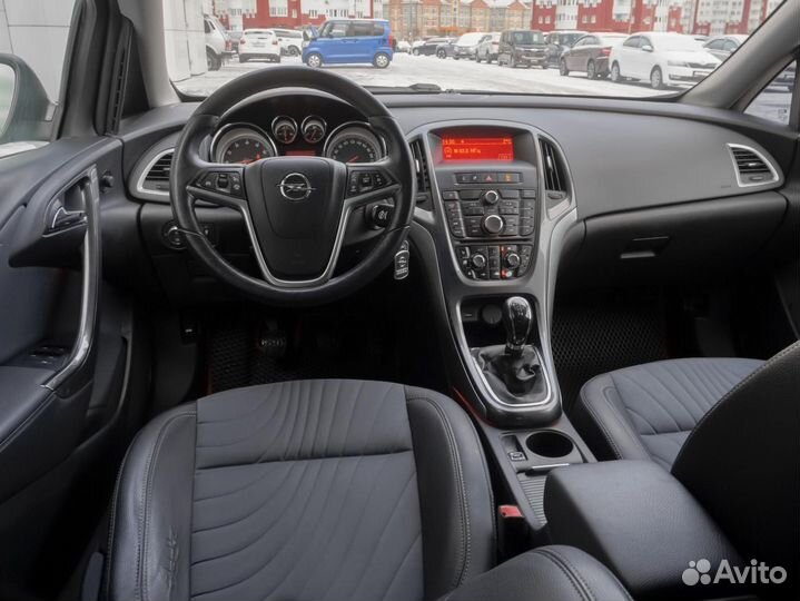 Opel Astra 1.6 МТ, 2013, 116 734 км