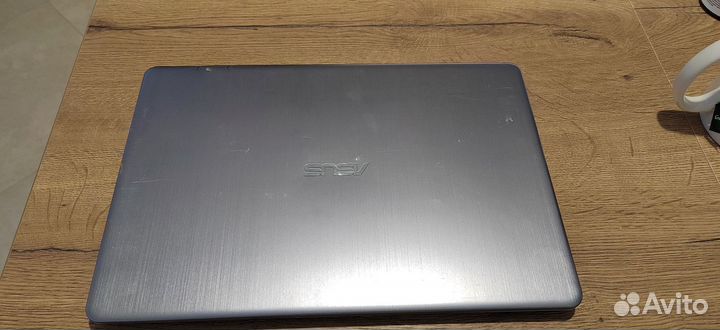 Ноутбук Asus core i5 8350U/24GB/1TB HDD/256SSD