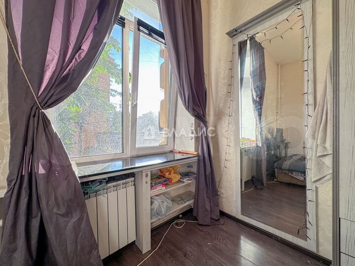 4-к. квартира, 99 м², 1/6 эт.