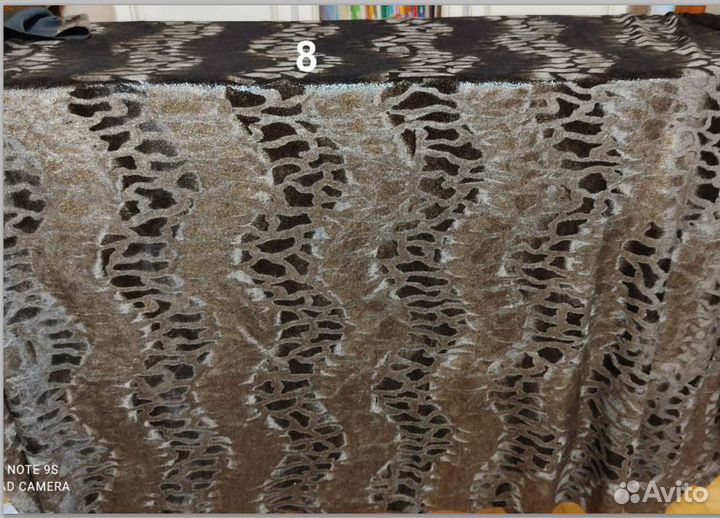 Ткань нарядная велюр однотонная, переливается