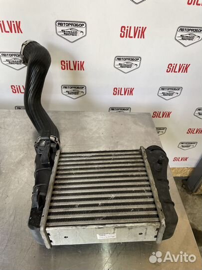 Интеркулер audi A4 B7 8EO145805AA