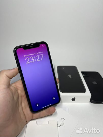 iPhone 11, 64 ГБ