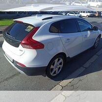 Volvo V40 Cross Country 1.6 AMT, 2014, 144 800 км, с пробегом, цена 1 400 000 руб.