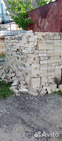 Кирпич желтый