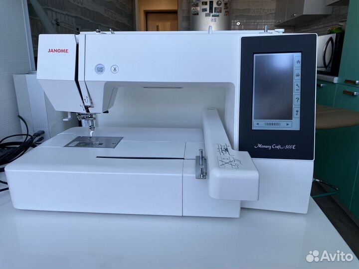 Вышивальная машина janome
