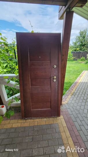 Металлическая дверь бу