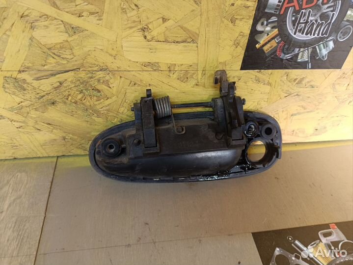 Ручка двери передней правой Toyota Corolla CE108