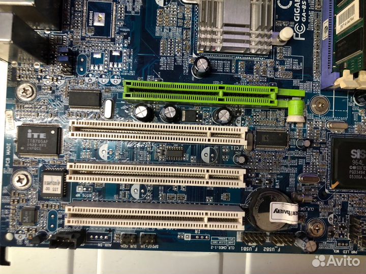 Материнская плата (Ретро)