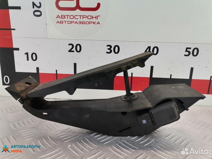 Педаль BMW 7 E65/E66/E67 рест. 2008 35406889822