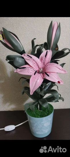 Светильник Лилия