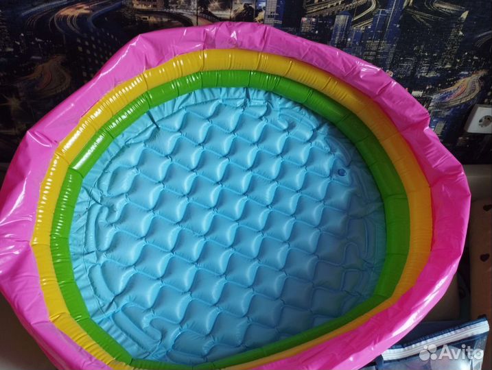 Надувной игровой центр