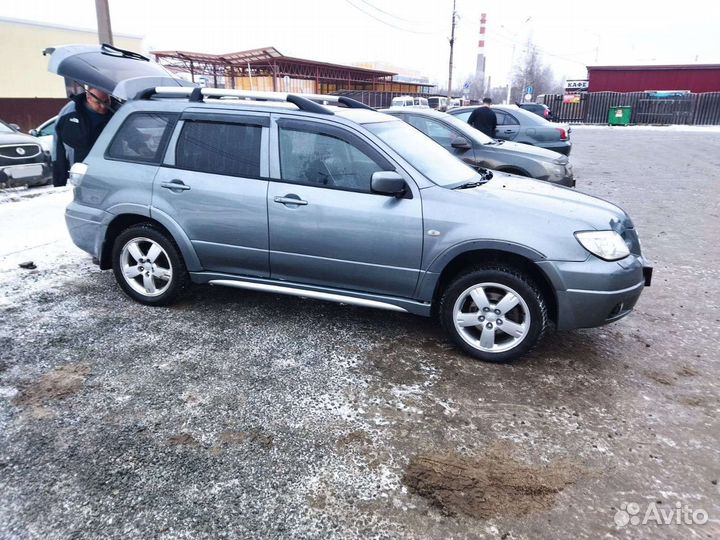 Mitsubishi Outlander 2.4 AT, 2006, 270 000 км