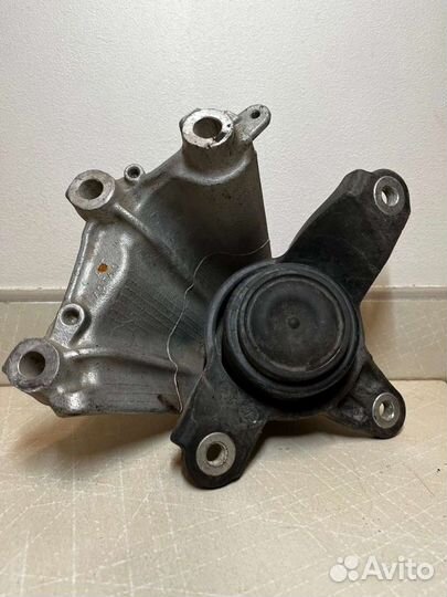 Опора АКПП верхняя honda accord 8 2.4