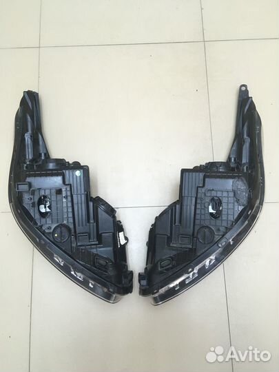 Фара передняя ксенон Kia Ceed 2