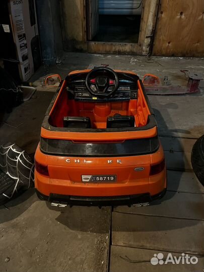 Детский электромобиль джип