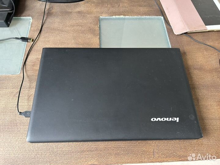 Ноутбук Lenovo G700 (17