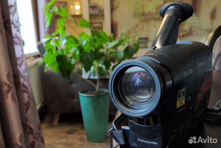 Видеокамера panasonic VHS NV-RX11