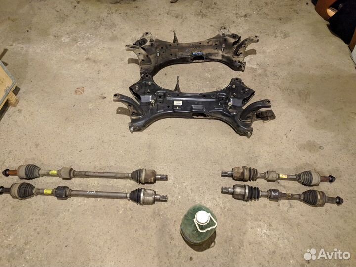 Полуось правая/левая АКПП(привод) Хендай Солярис 2