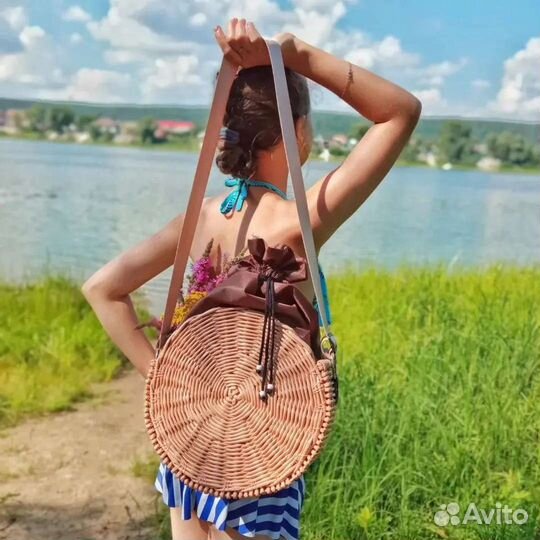 Плетёная сумка круглая