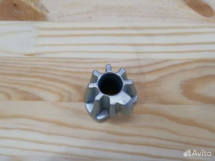 Шестерня держателя шпагата пресс-подборщика John D