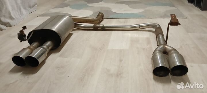 Раздвоенный выхлоп bmw e60