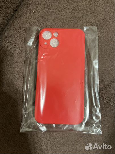 Чехол на iPhone 13