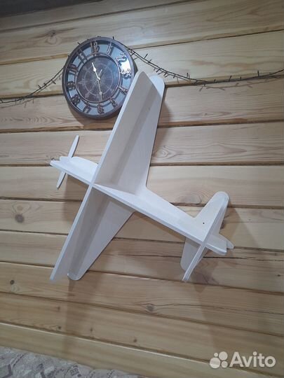 Деревянная полка самолет