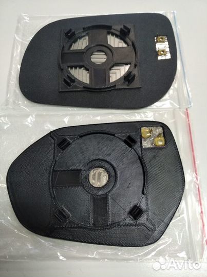 Зеркальный элемент Toyota/Тойота