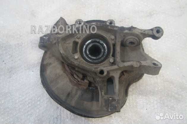 Кулак задний правый