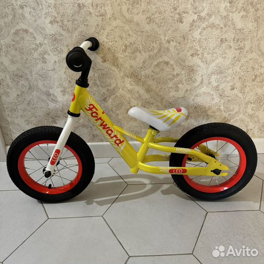 Беговел Forvard Leo