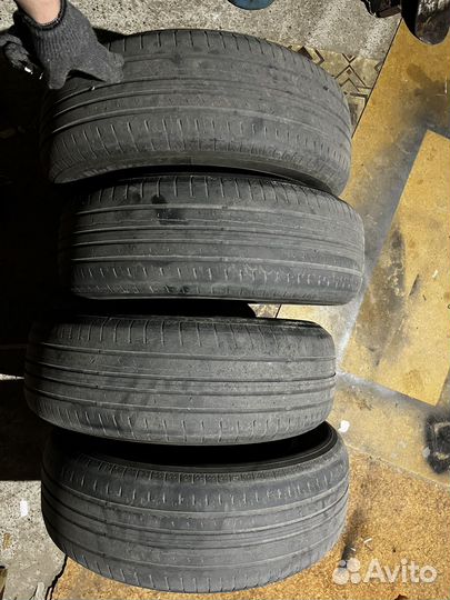 Yokohama BluEarth-A 215/65 R17 99V