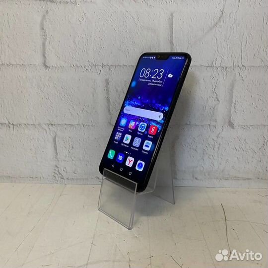 HONOR 10, 4/64 ГБ