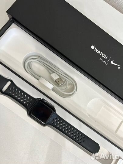 Часы apple watch 3 42mm nike