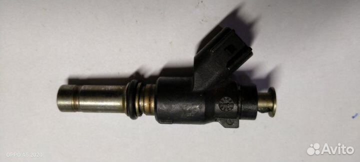 Форсунка топливная Chevrolet Aveo T200 F14S3 2005