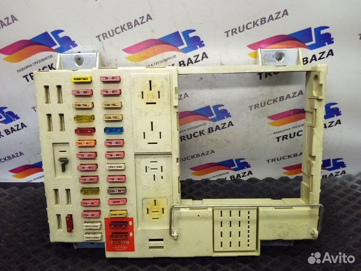 Блок предохранителей