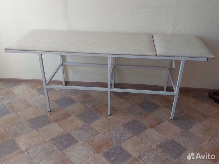 Массажный стол