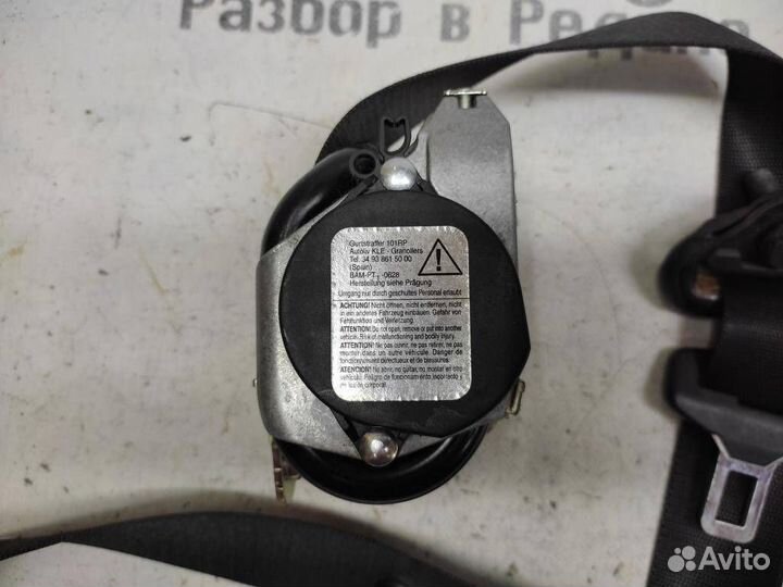 Ремень безопасности передний правый W639 V-class