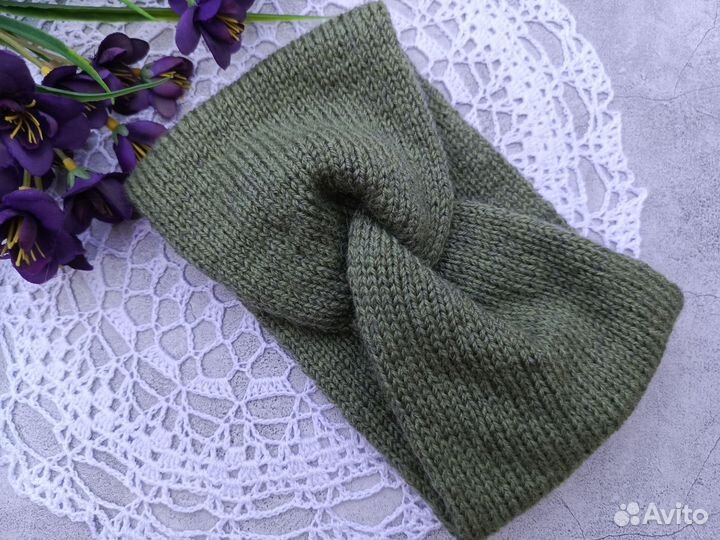 Повязка на голову вязаная