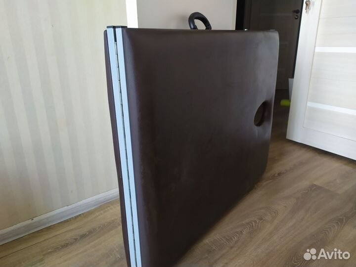 Массажный стол складной с вырезом