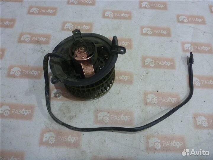 Мотор печки Mercedes-Benz 190 W201 M102E20 1991