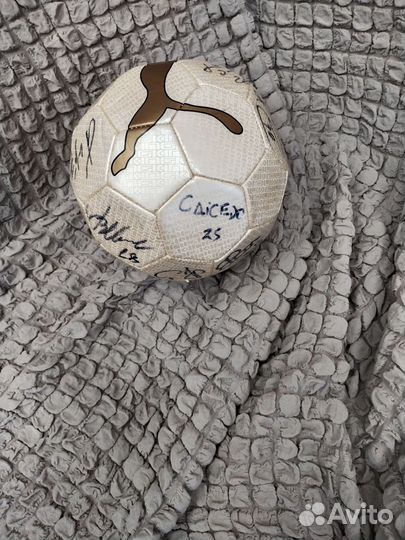 Мяч футбольный с автографами