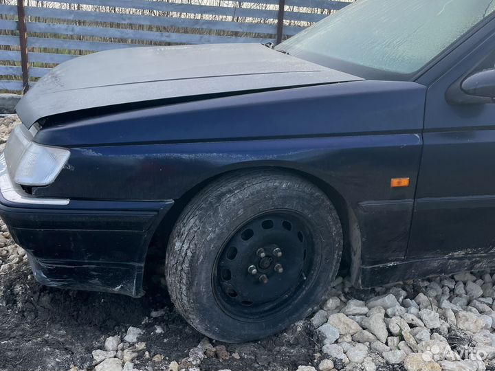 Крылья Peugeot 605 передние левое правое