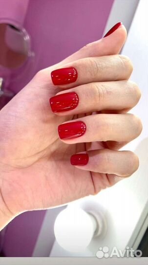 Маникюр педикюр