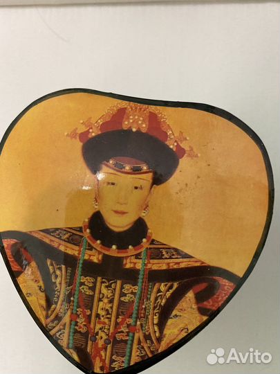 Шкатулка с императором винтаж